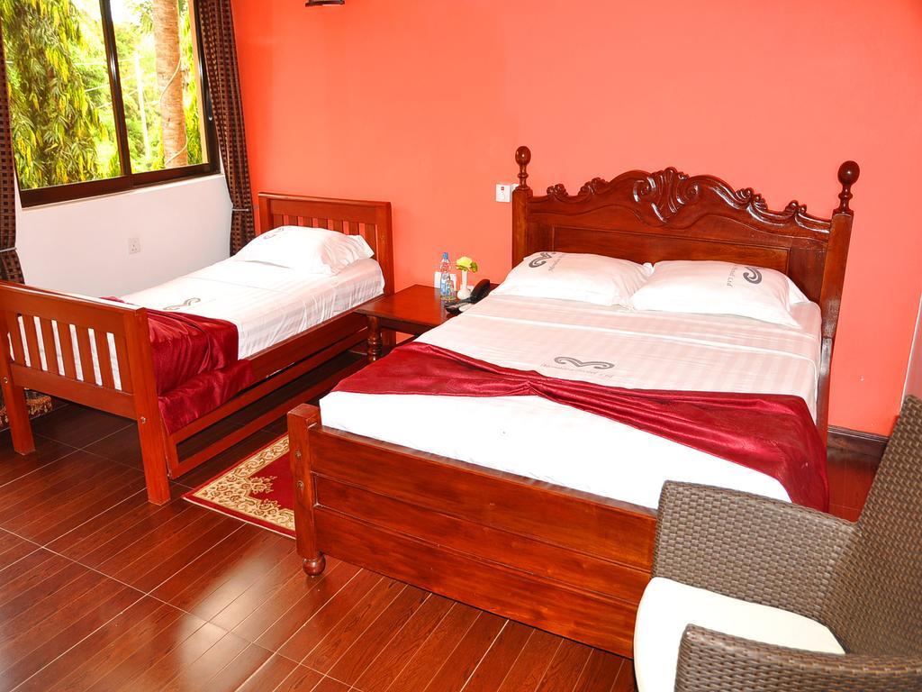 Monalisa Hotel Мтвапа Екстериор снимка